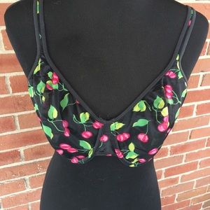 Cacique bra size 40 D